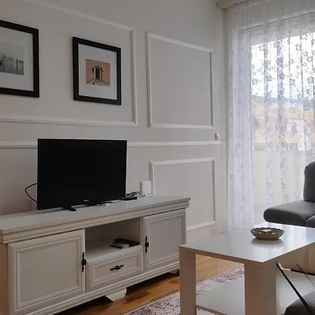 Apartment Allure *